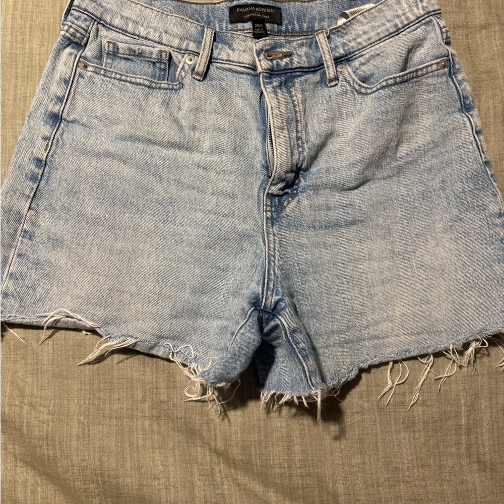 Banana Republic Light Wash Denim girlfriend short